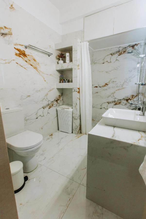 Hermes Apartment *
